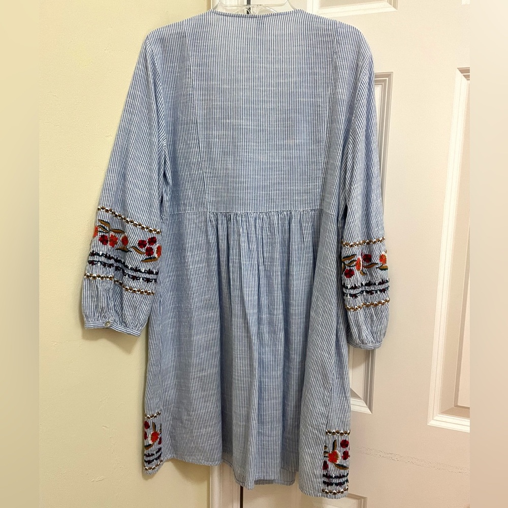 Zara blue and white stripped embroidered dress - Picture 6 of 6
